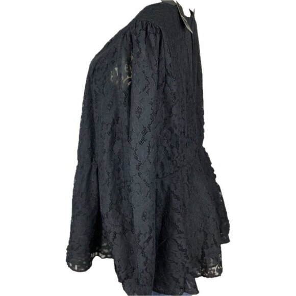 Torrid +6 Black Sweetheart Neckline Lace Lined Keyhole Long Sleeve Peplum Blouse - Picture 4 of 6